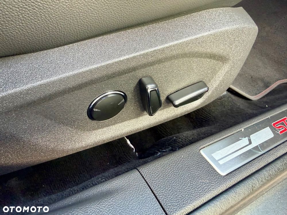 Ford Mondeo - 29