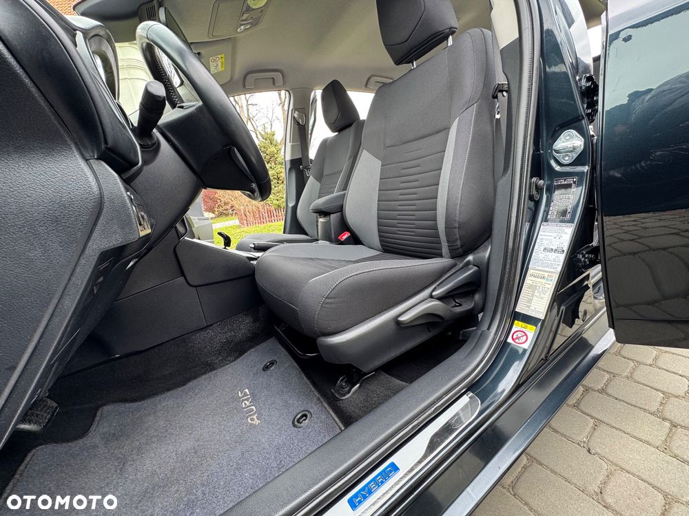 Toyota Auris - 25