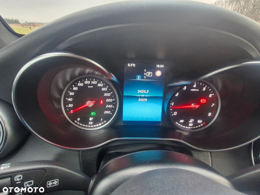 Mercedes-Benz GLC 300 4Matic 9G-TRONIC - 10