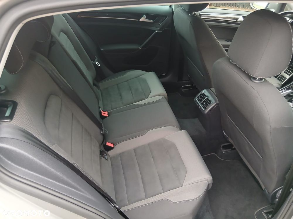 Volkswagen Golf 1.4 TSI (BlueMotion Technology) DSG Highline - 32