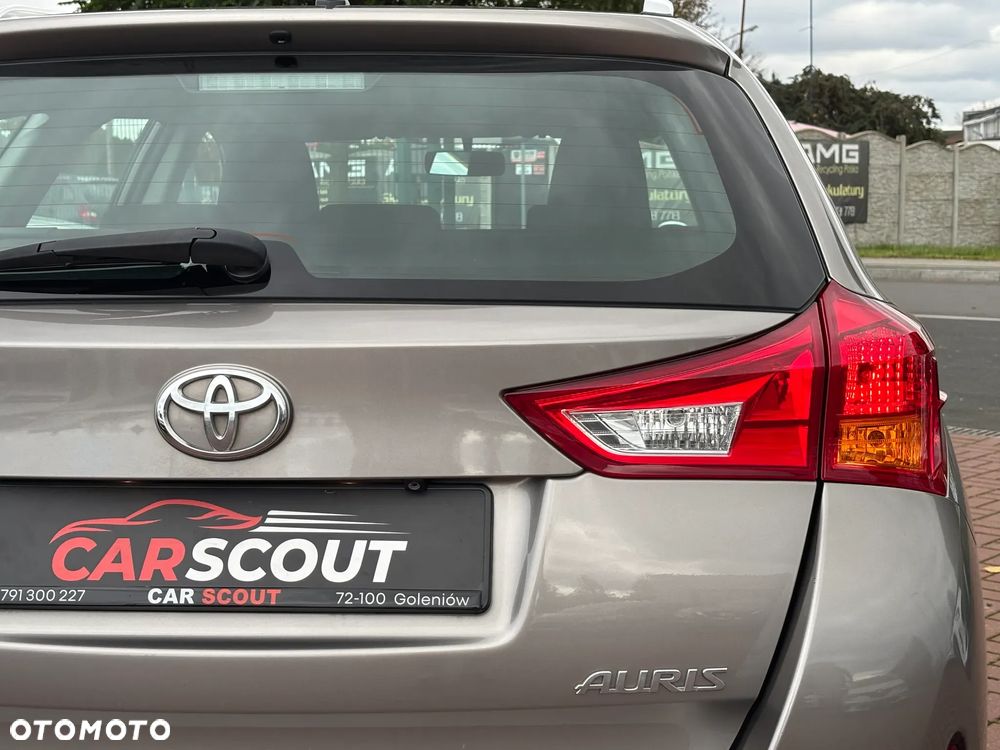 Toyota Auris 1.6 Valvematic Life Plus - 9