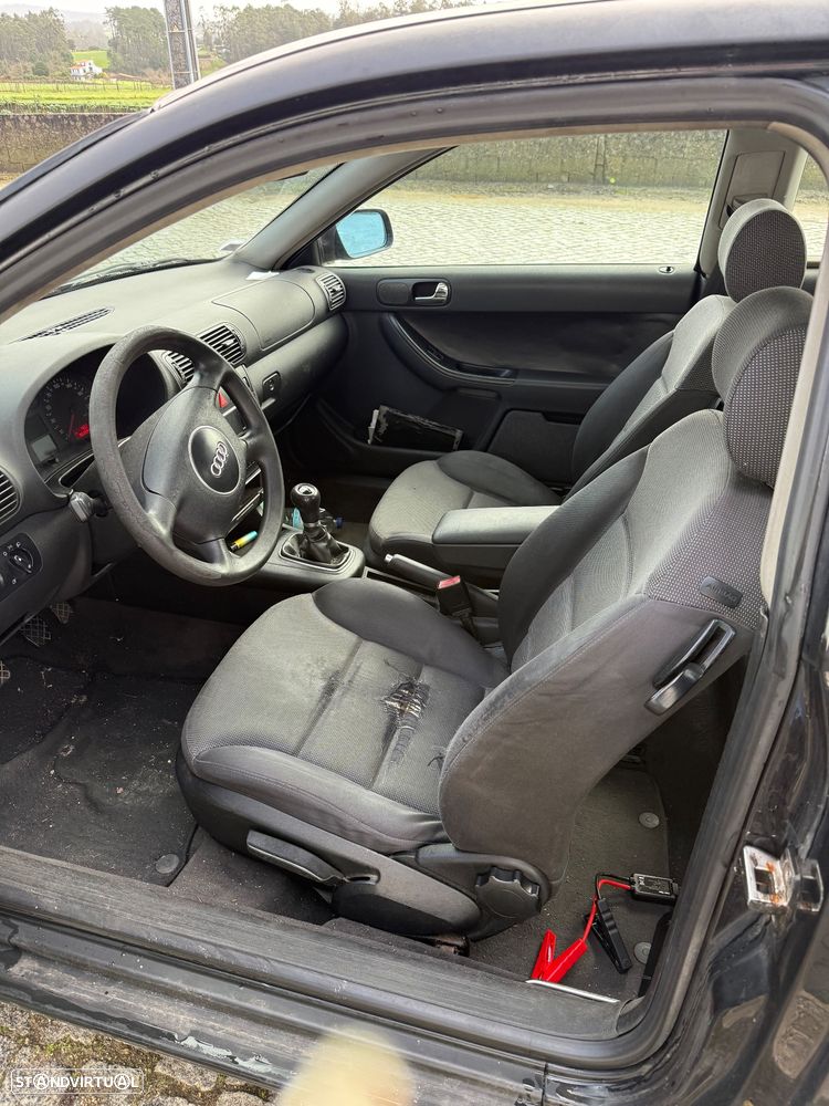 Audi A3 1.9 TDI Advance - 4