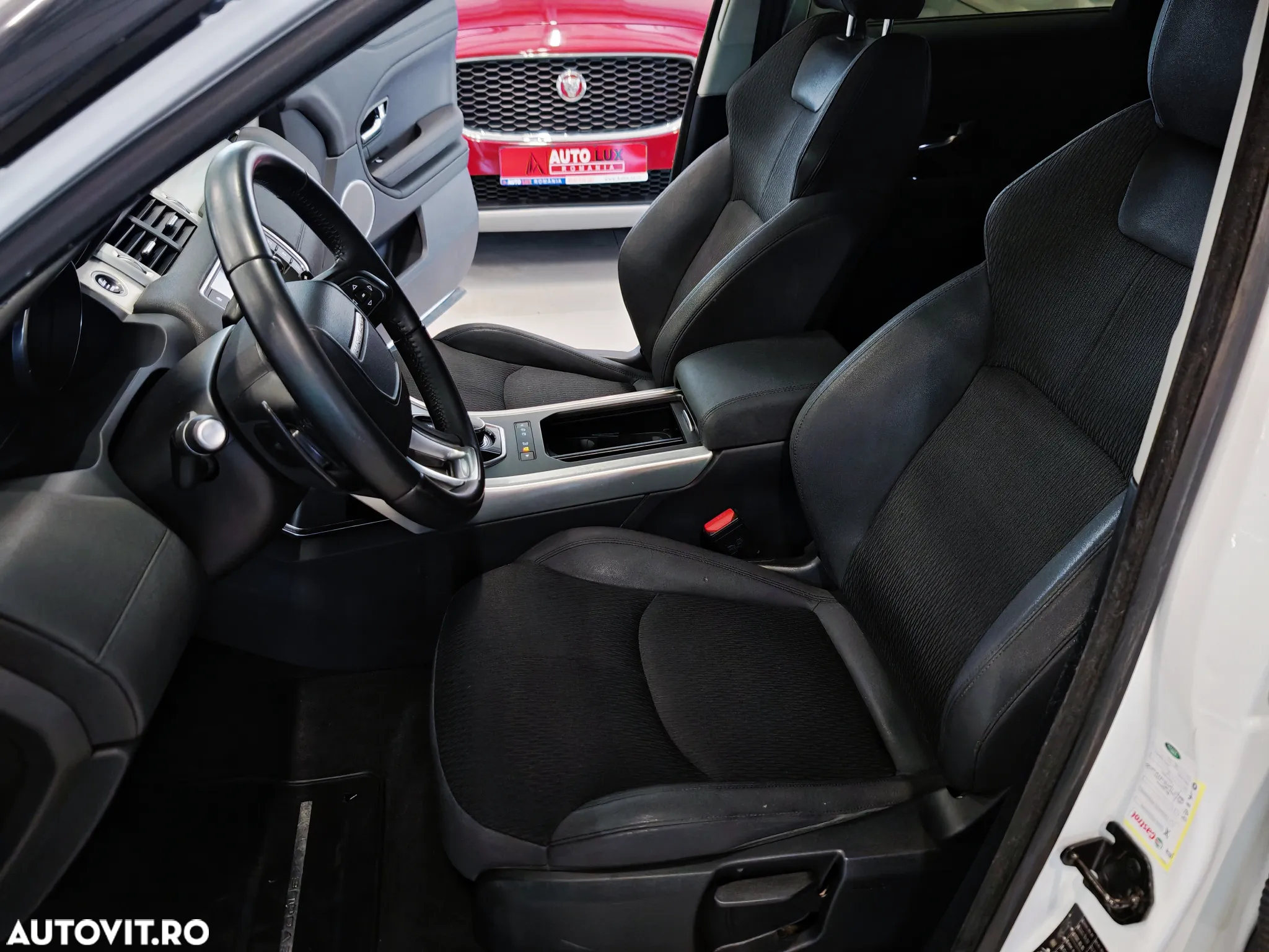 Land Rover Range Rover Evoque 2.0 D150 - 8