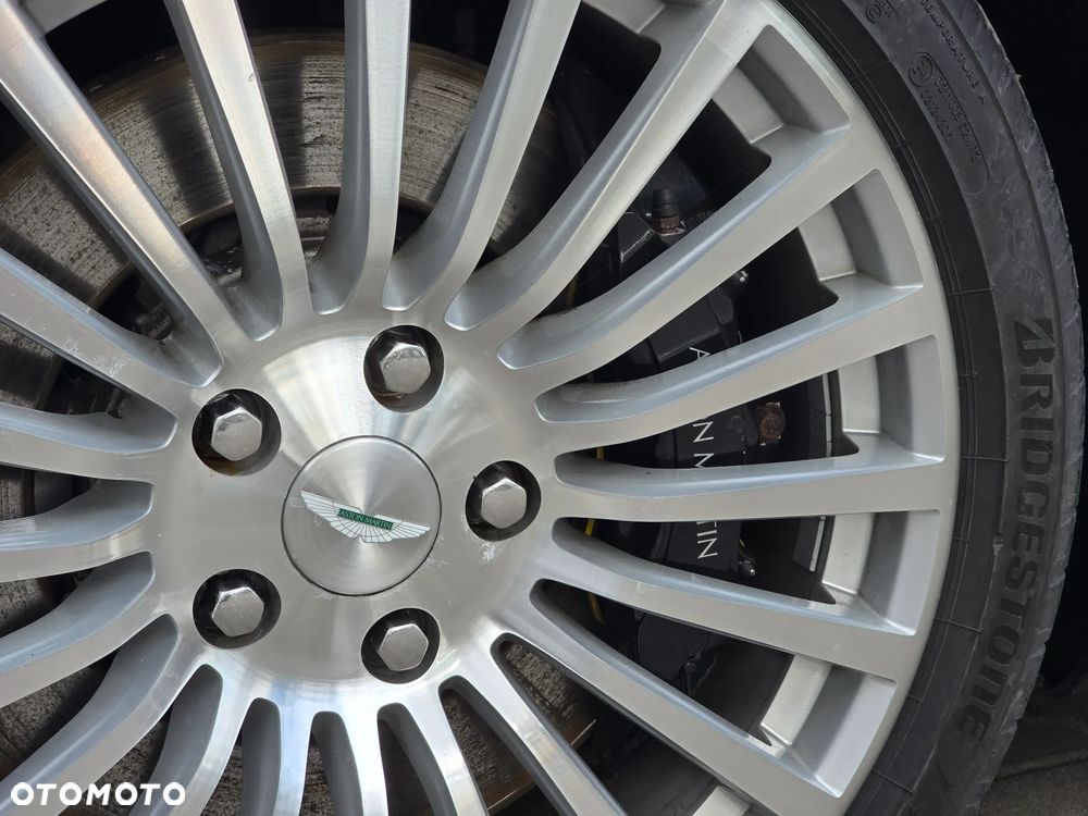 Aston Martin Rapide Luxe Touchtronic II - 8