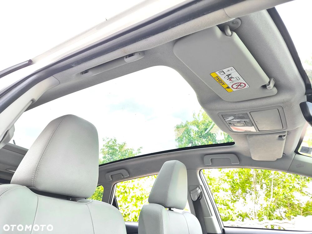 Toyota Auris 1.8 HSD Prestige NAVI - 21