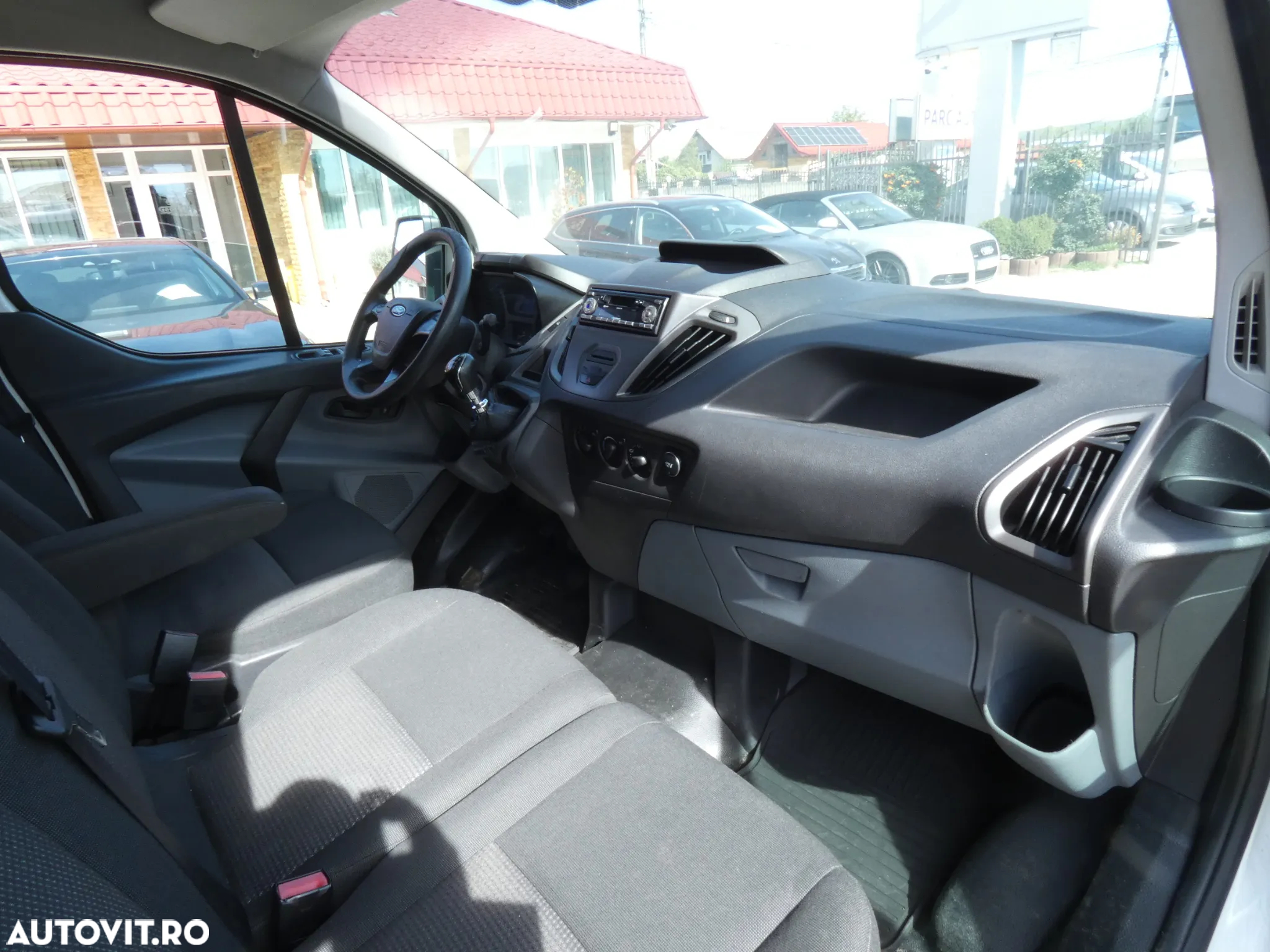 Ford Transit Custom - 8