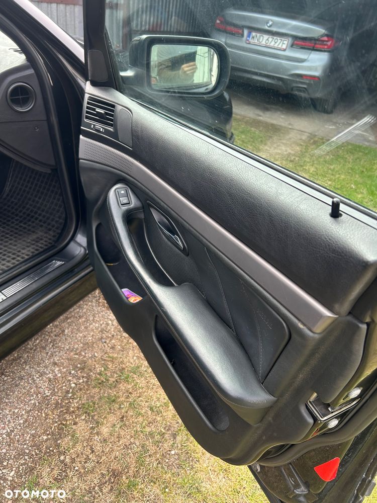 BMW Seria 5 - 8
