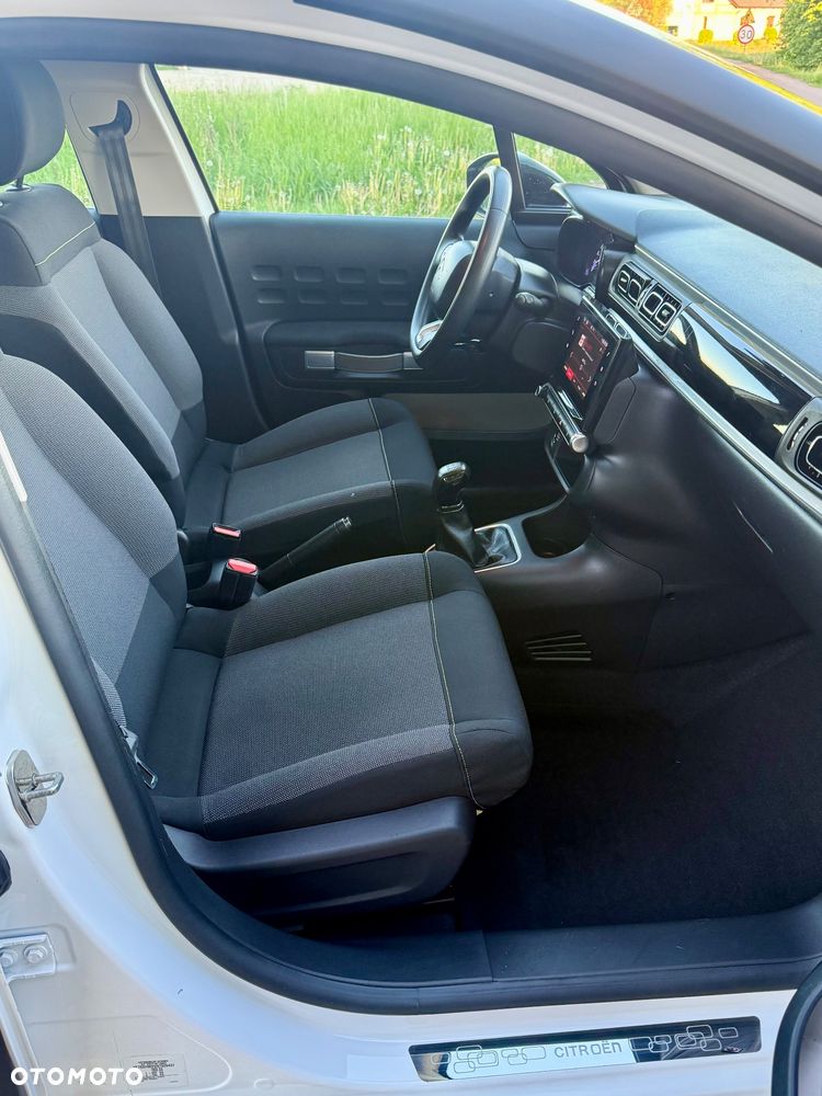 Citroën C3 1.2 PureTech Shine - 18