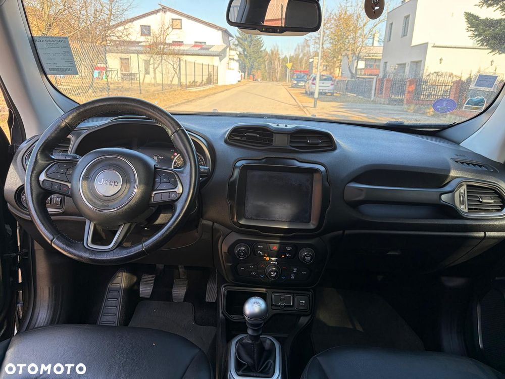 Jeep Renegade - 12
