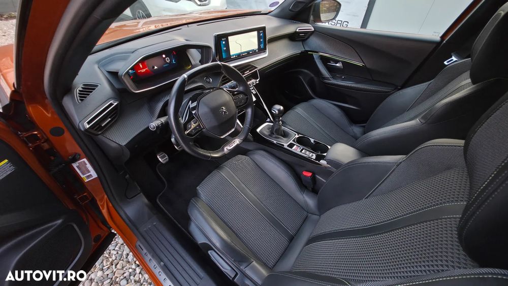 Peugeot 2008 PureTech 130 Stop&Start GT-Line Edition - 16