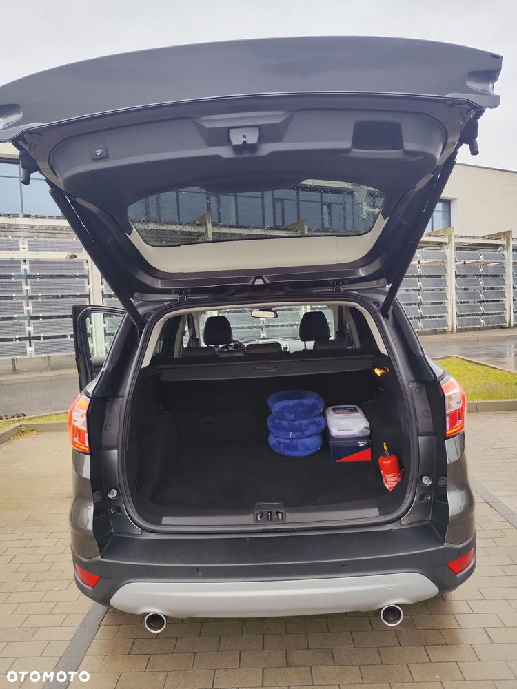 Ford Kuga 2.0 TDCi AWD Titanium - 23