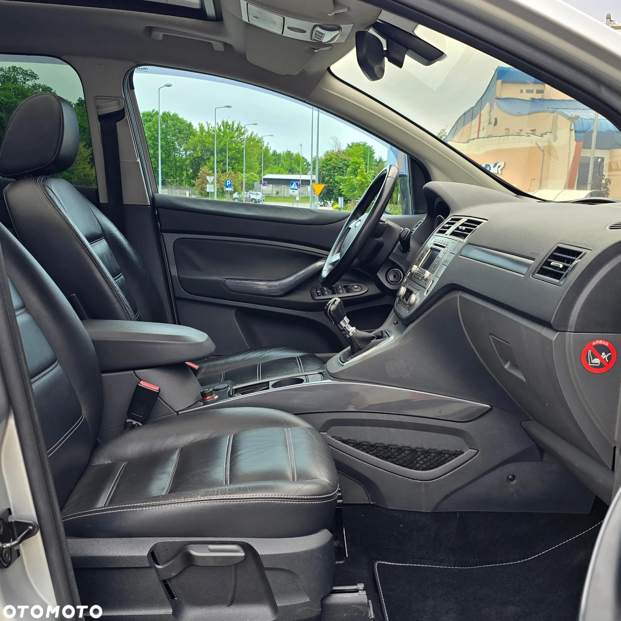 Ford Kuga 2.0 TDCi FWD Titanium - 33