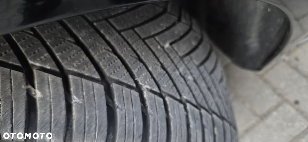 Mercedes-Benz Klasa E 220 d 9G-TRONIC - 23