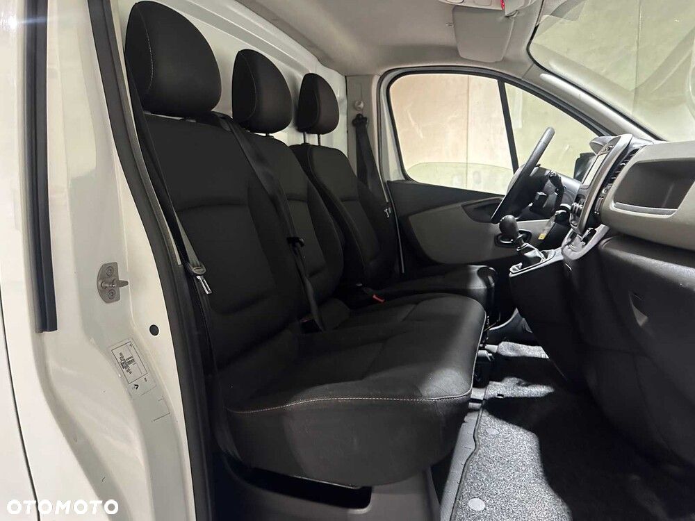 Renault Trafic - 19