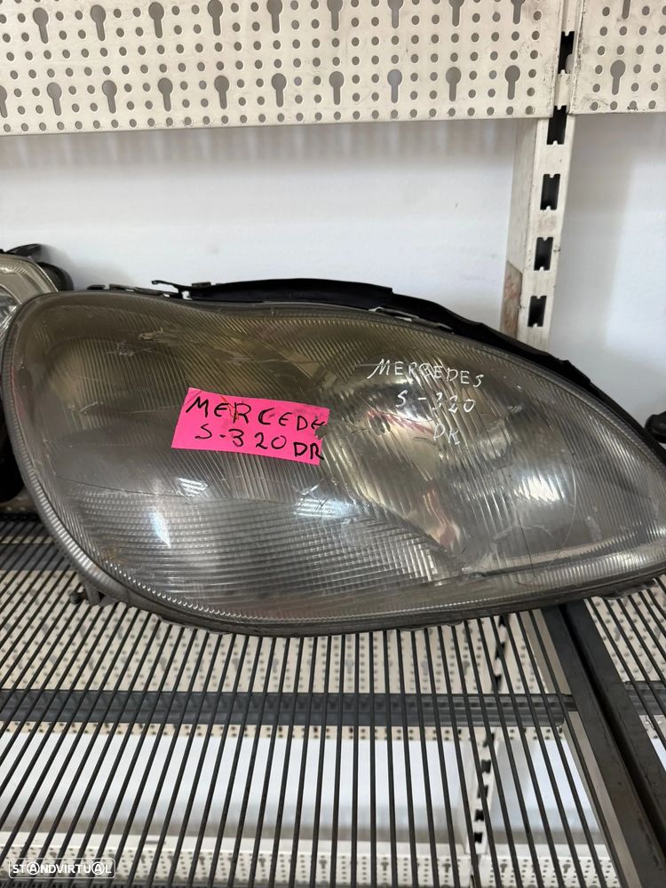 Farol mercedes s-320 direito - 1