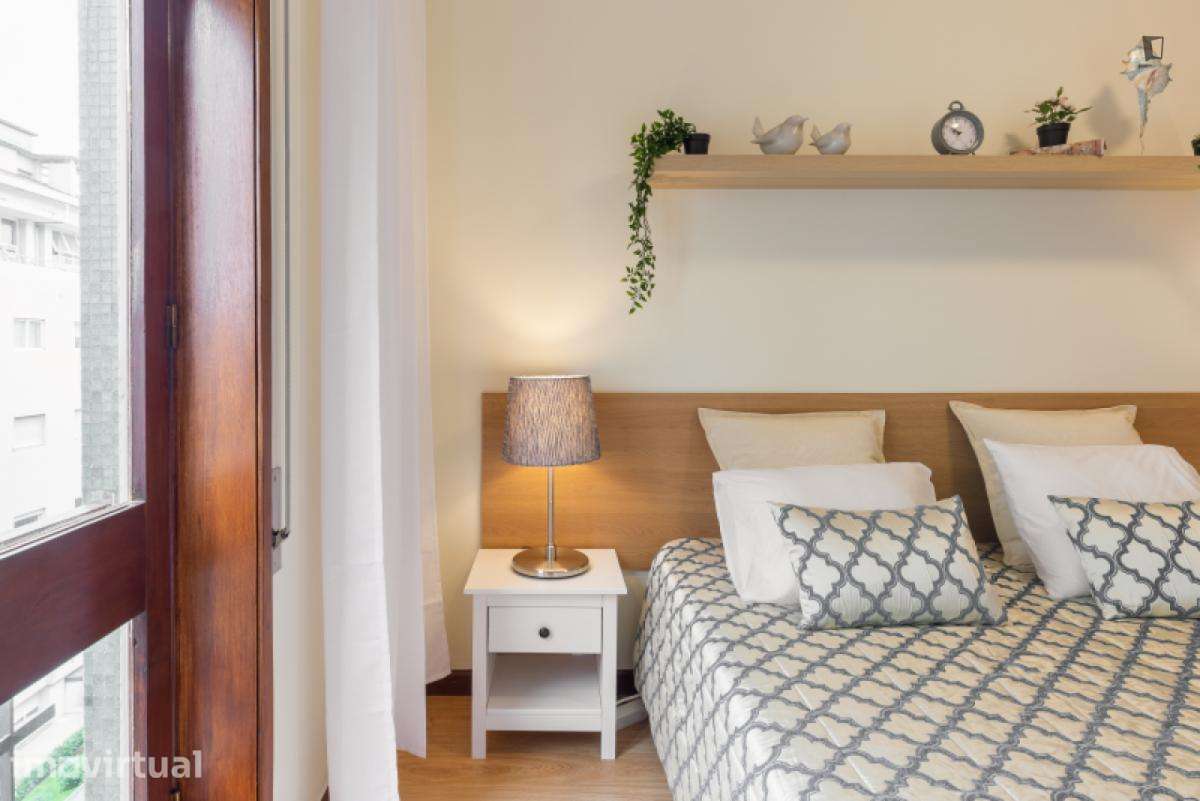 Apartamento com 3 quartos - localizado em Cedofeita Porto - Grande imagem: 3/59