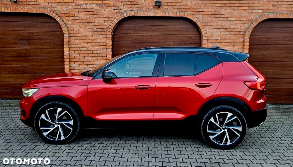 Volvo XC 40 D4 AWD Geartronic R-Design - 4