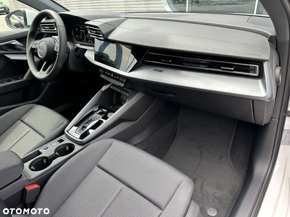 Audi A3 Sportback - 25