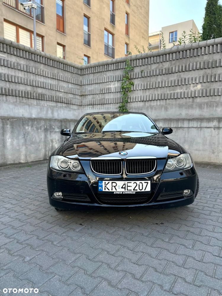 BMW Seria 3 320i - 14
