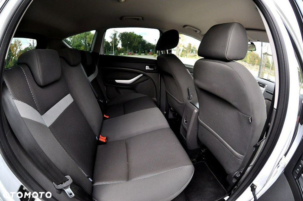 Ford Kuga 2.0 TDCi Titanium - 18