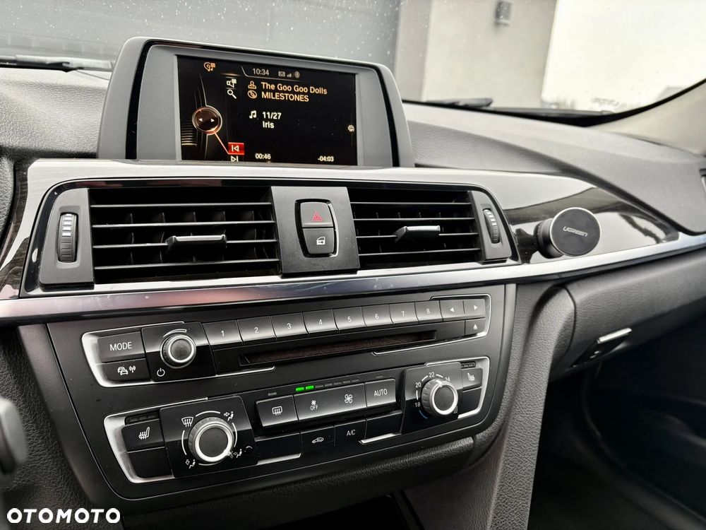 BMW Seria 3 335d xDrive Sport-Aut Sport Line - 16