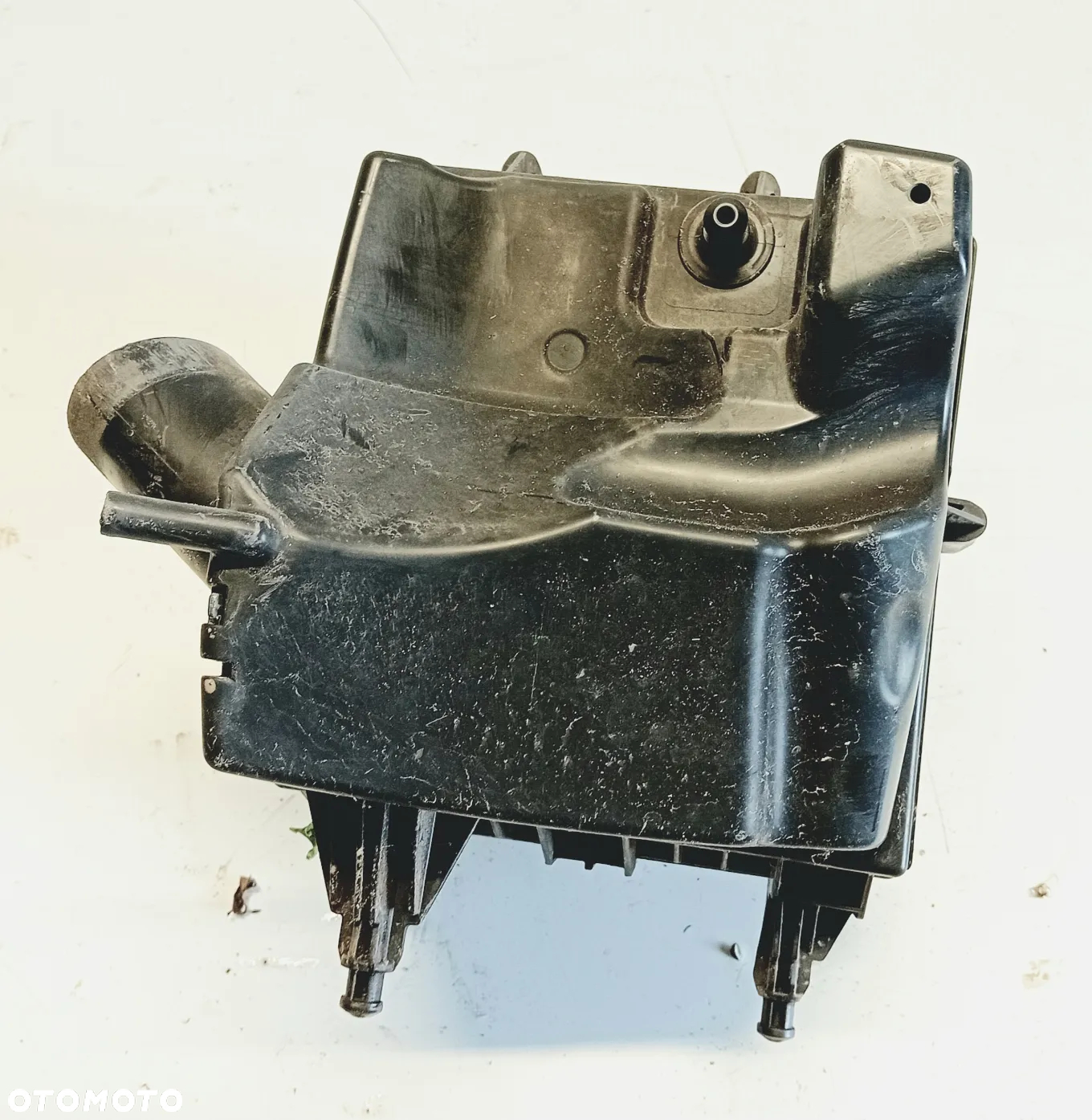 Obudowa filtra powietrza Opel Corsa e 1.4 - 3
