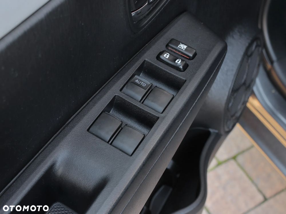 Toyota Yaris Hybrid 100 Dynamic - 20