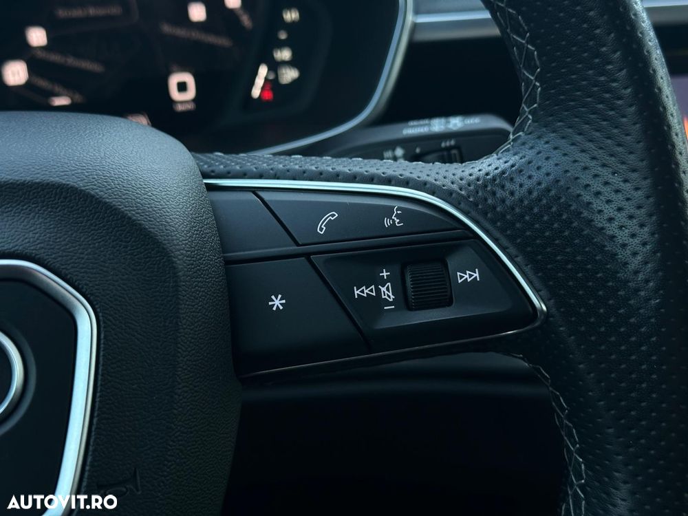 Audi Q3 Sportback 2.0 40 TDI quattro S tronic S Line - 35