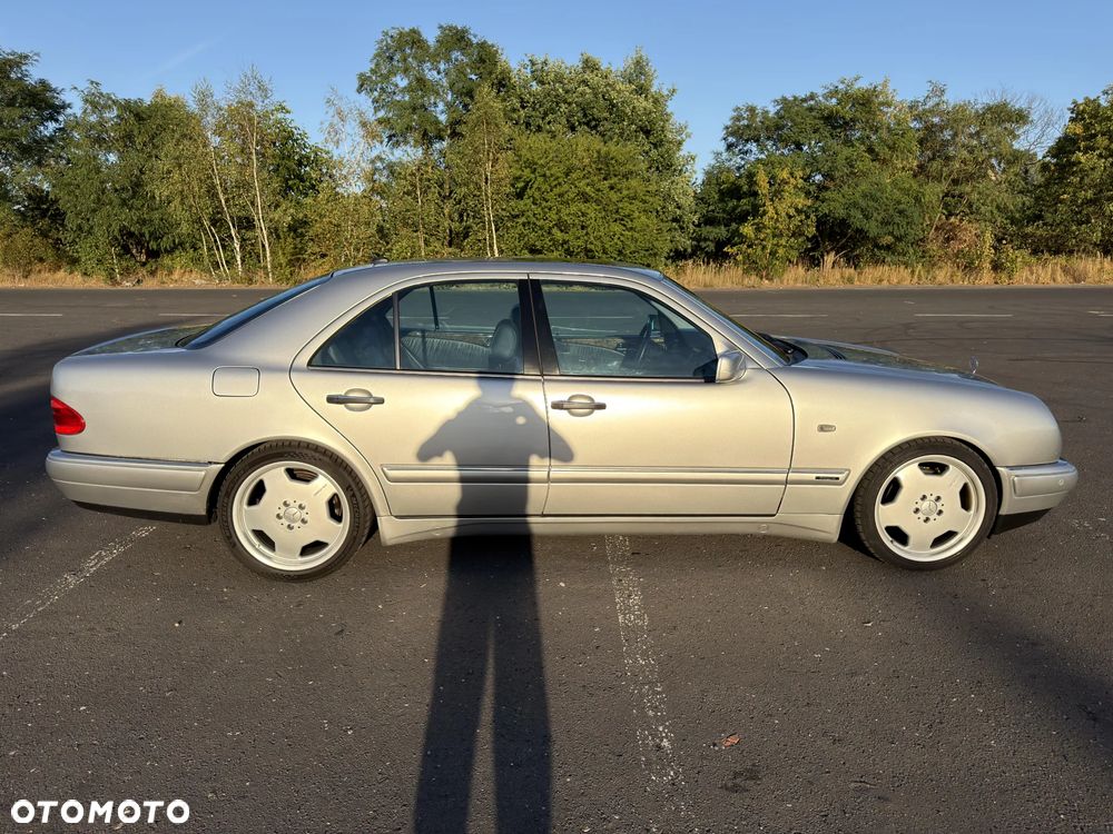 Mercedes-Benz Klasa E 430 T Avantgarde - 2
