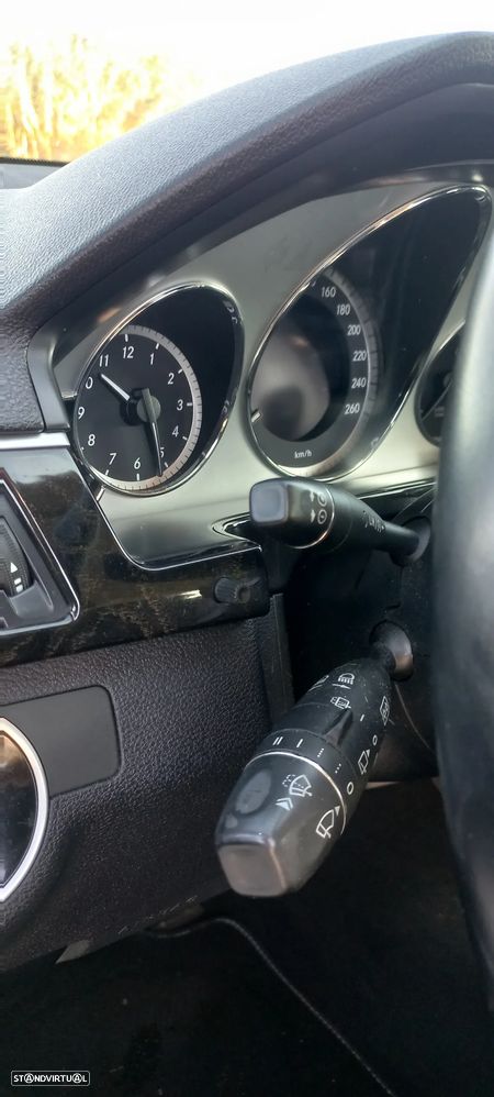 Mercedes-Benz E 300 Bluetec Hybrid Avantgarde - 20