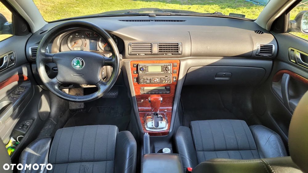Skoda Superb 2.5 TDI Elegance - 5