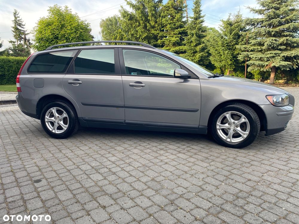 Volvo V50 1.8 Momentum - 4