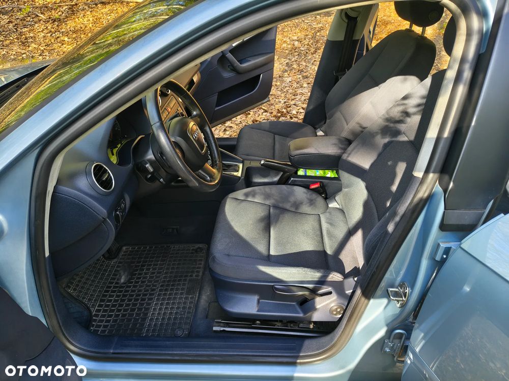 Audi A3 Sportback - 16