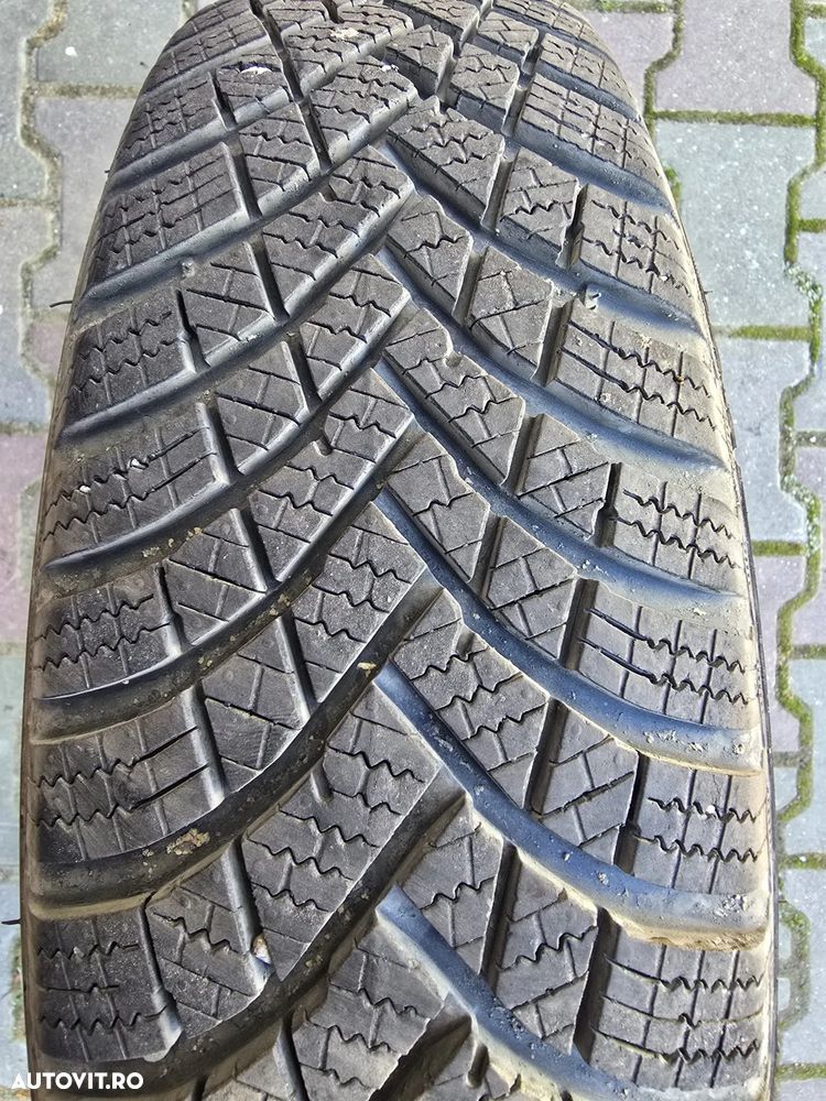 Dacia Spring Expression - 16