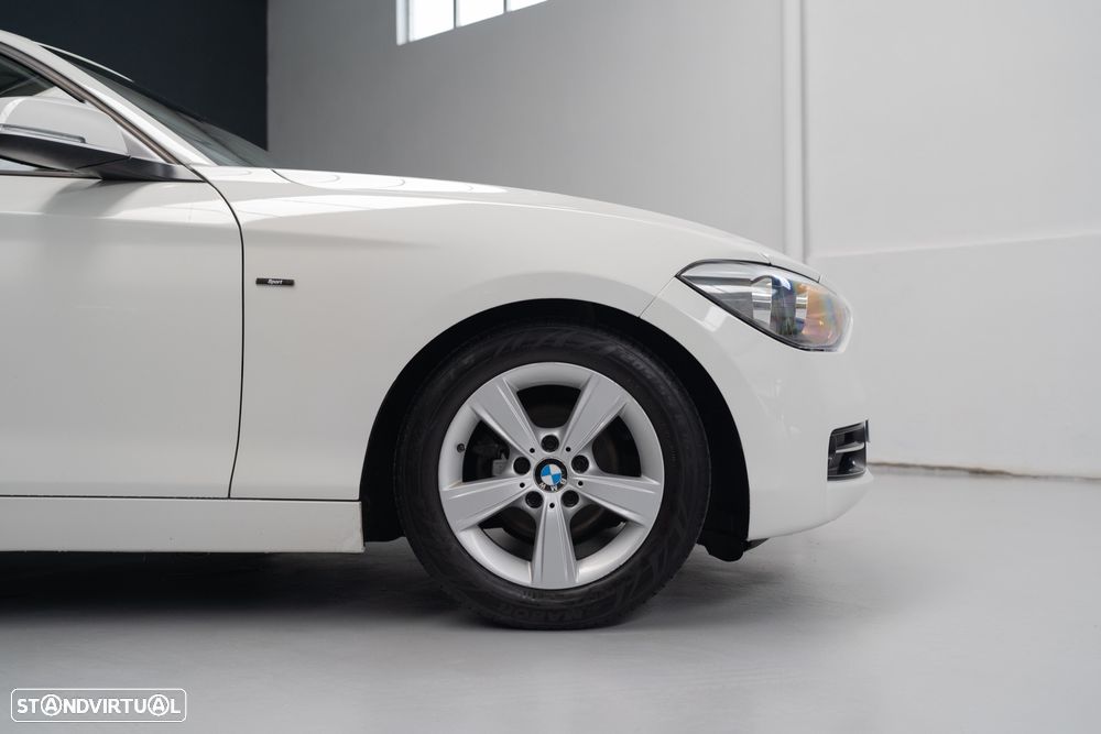 BMW 116 d EDynamics Line Sport - 7