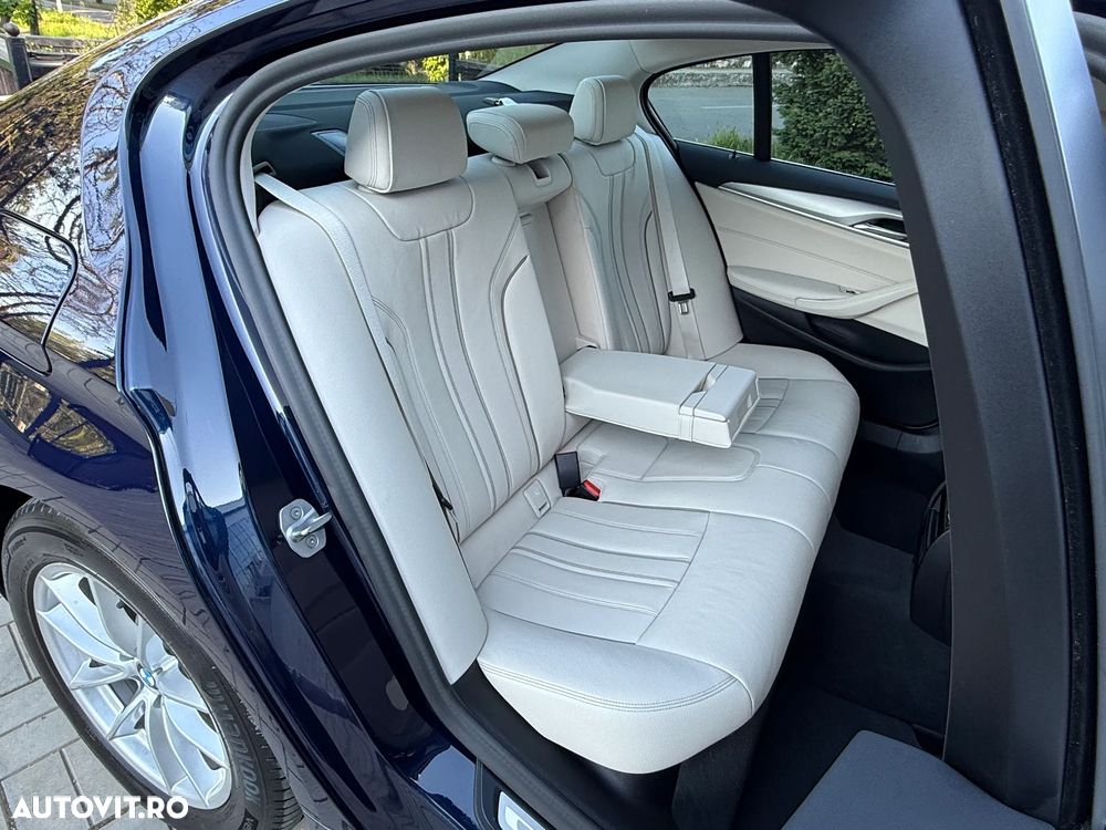 BMW Seria 5 530e Aut. Luxury Line - 8