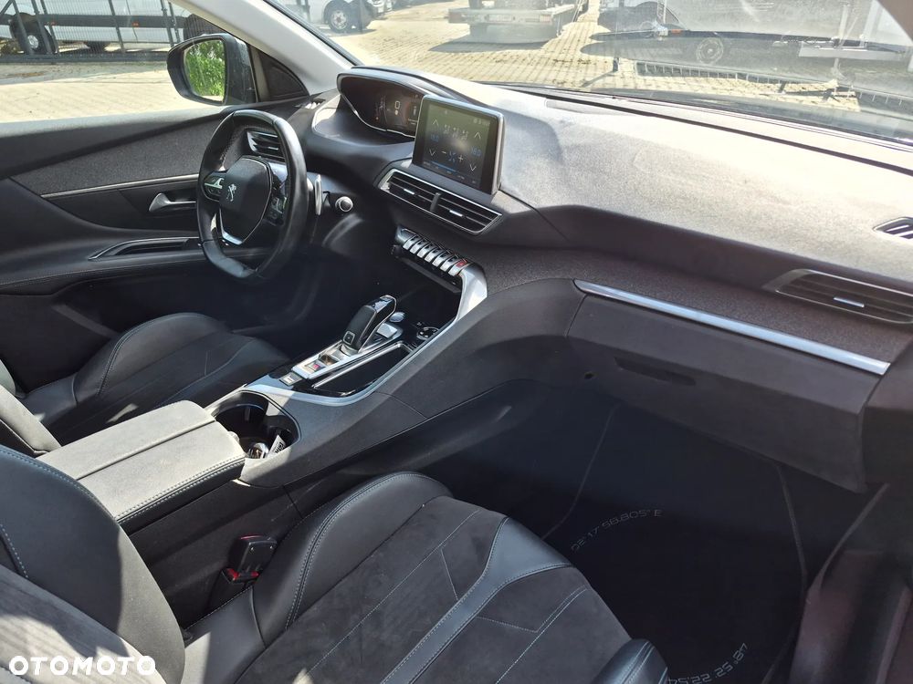 Peugeot 3008 PureTech 130 Stop & Start GPF EAT8 Crossway - 18