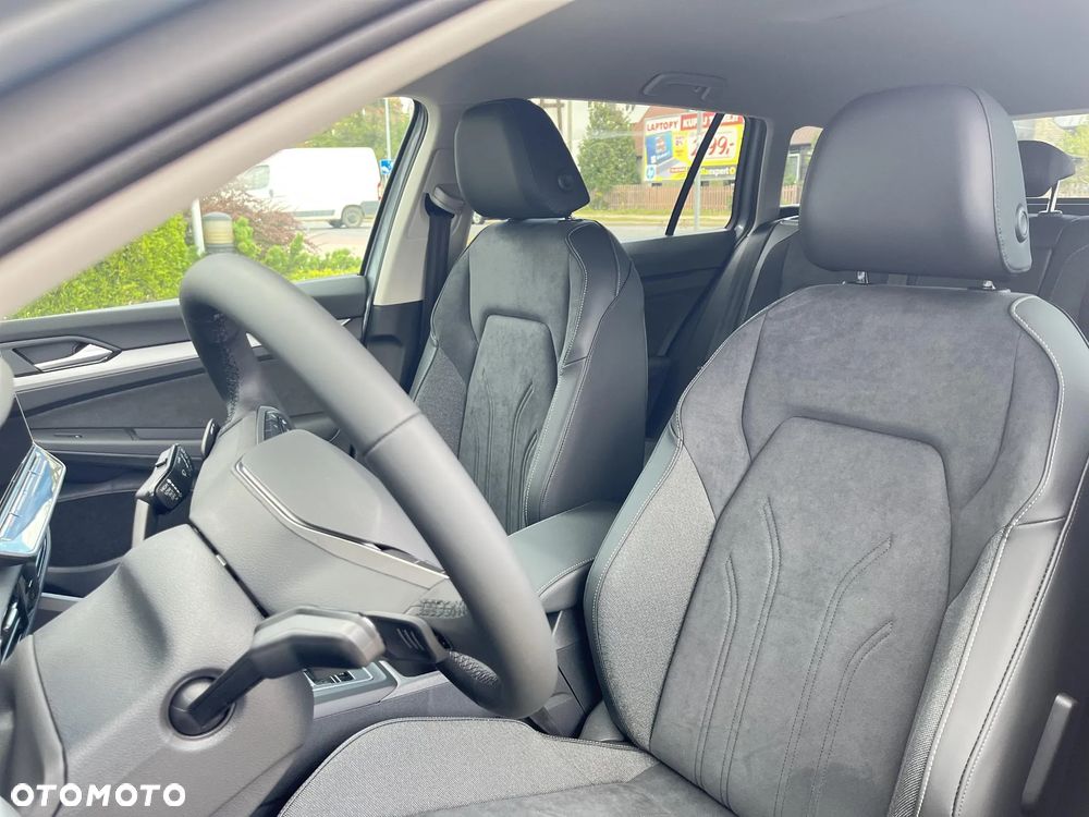 Volkswagen Golf VIII 2.0 TDI Life DSG - 11