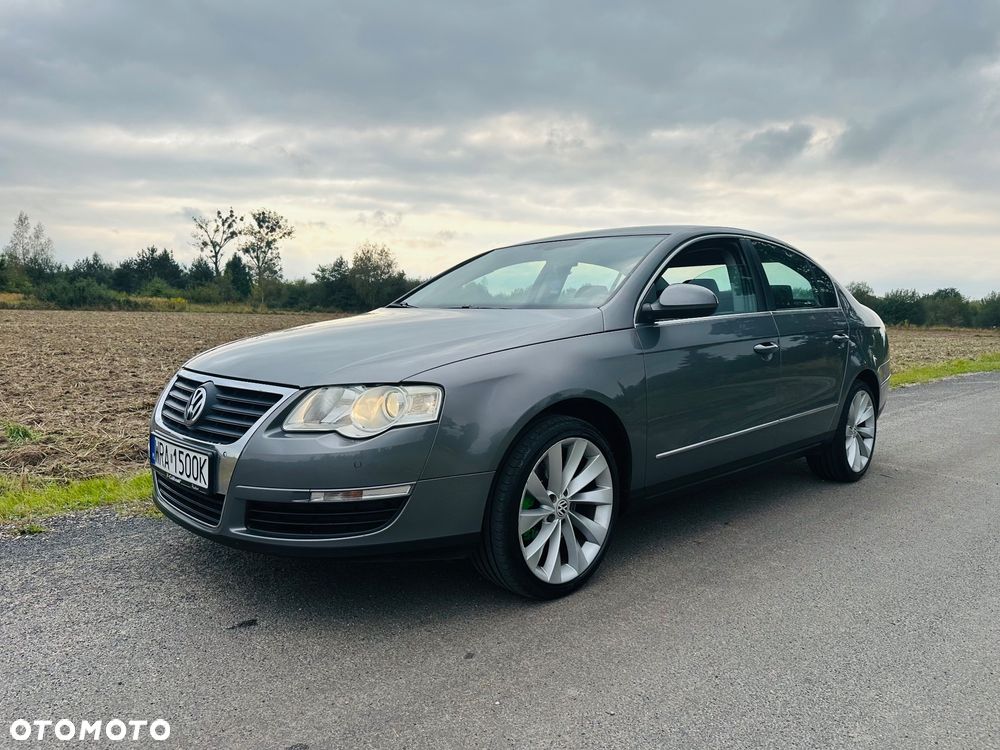 Volkswagen Passat 2.0 FSI Comfortline - 1