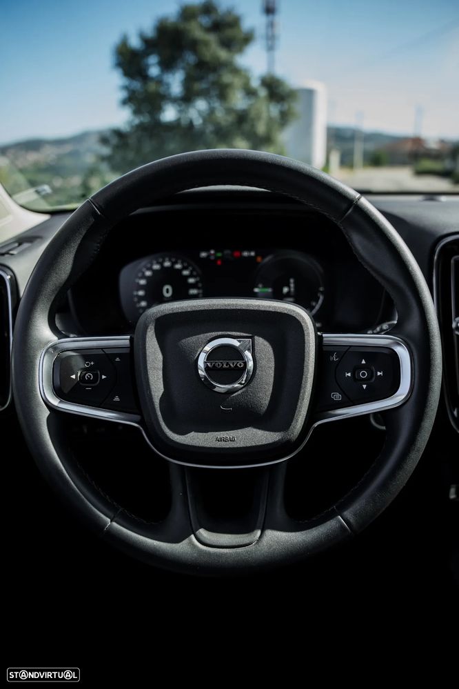 Volvo XC 40 1.5 T5 PHEV Inscription - 32
