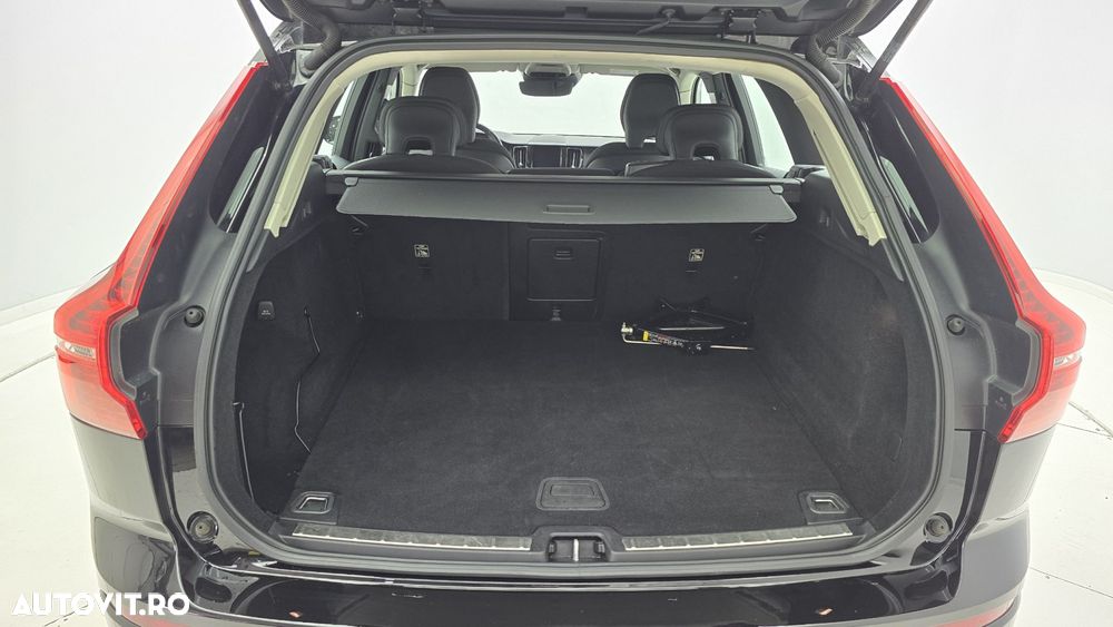 Volvo XC 60 - 25