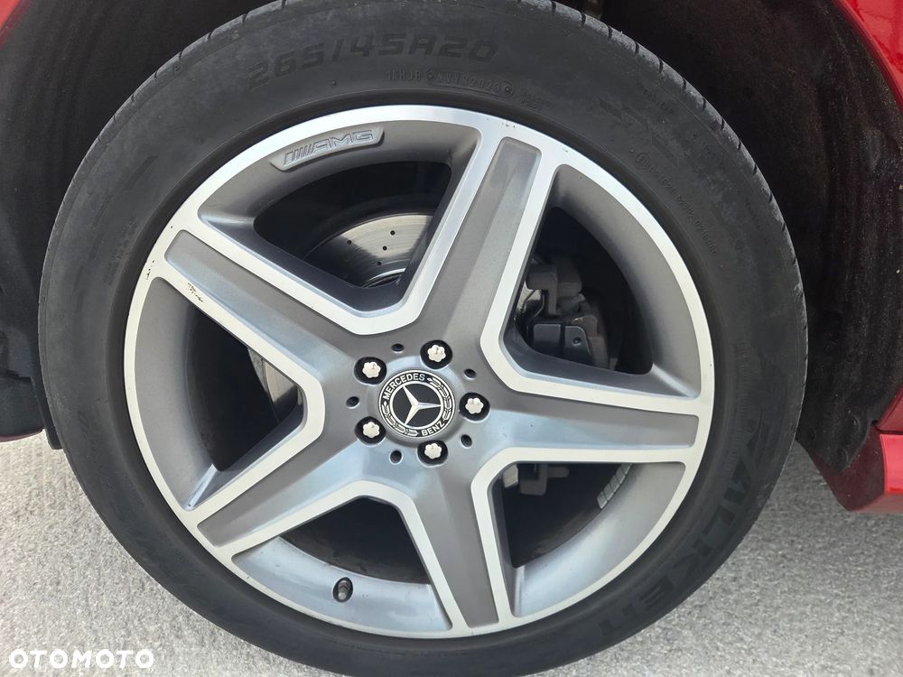 Mercedes-Benz GLE - 12