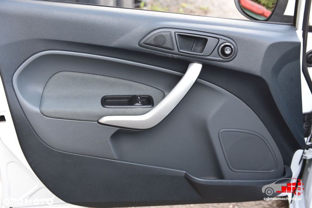 Ford Fiesta - 15