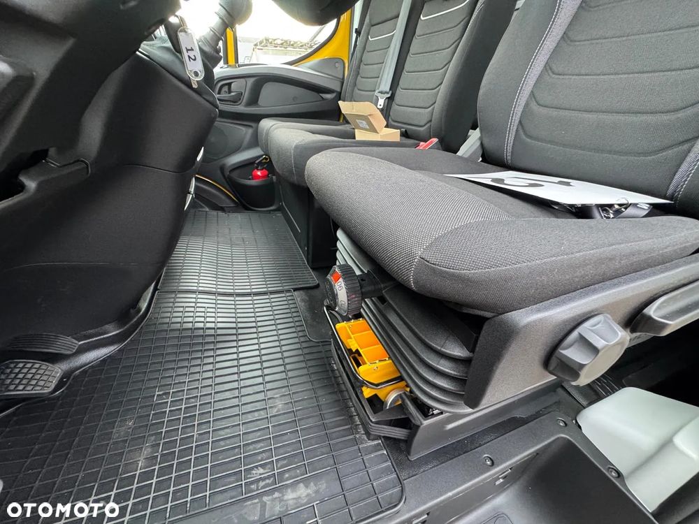 Iveco 70C18 - 21