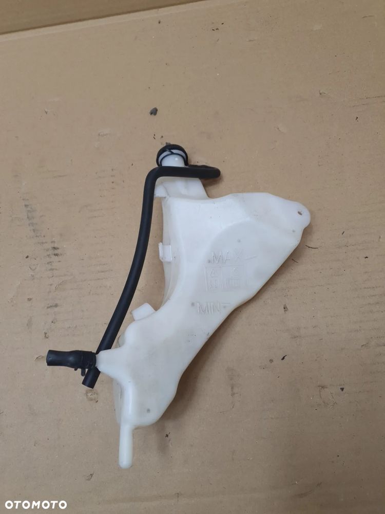 Zbiorniczek Płynu Wyrównawczego TRIUMPH TIGER 1050 - 4