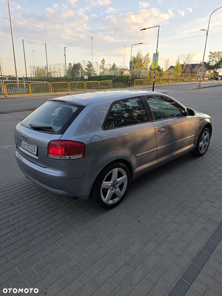 Audi A3 3-drzwiowe 1.6 S Line Sportpaket plus - 5
