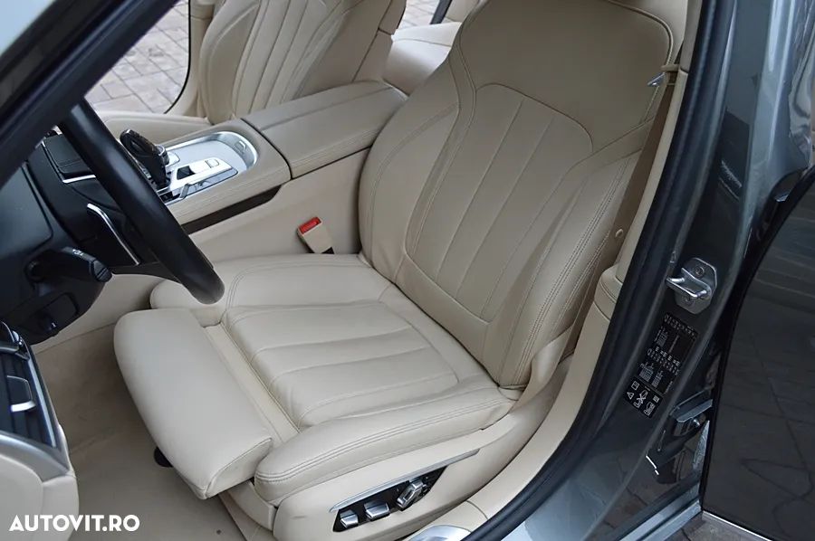 BMW Seria 7 730d xDrive - 33