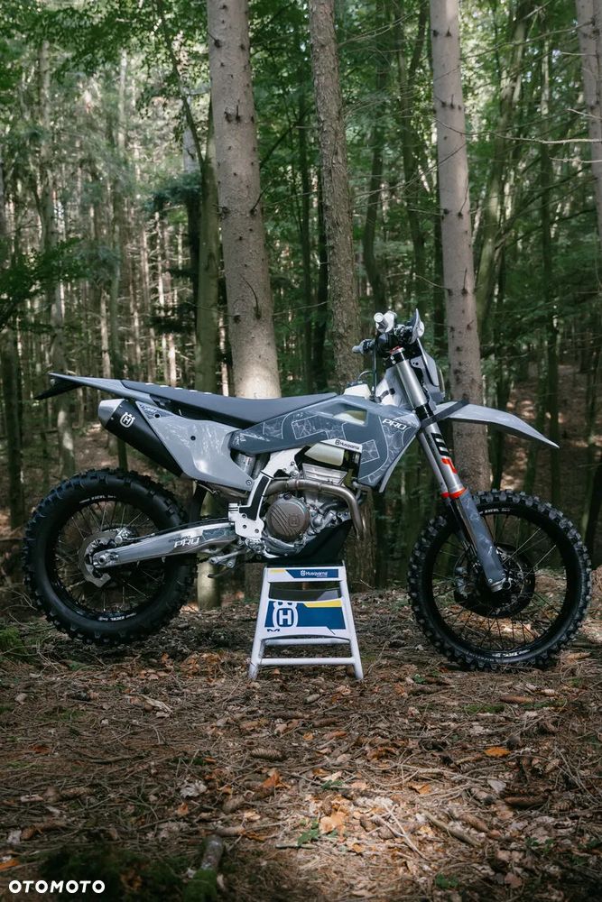 Husqvarna FE - 26