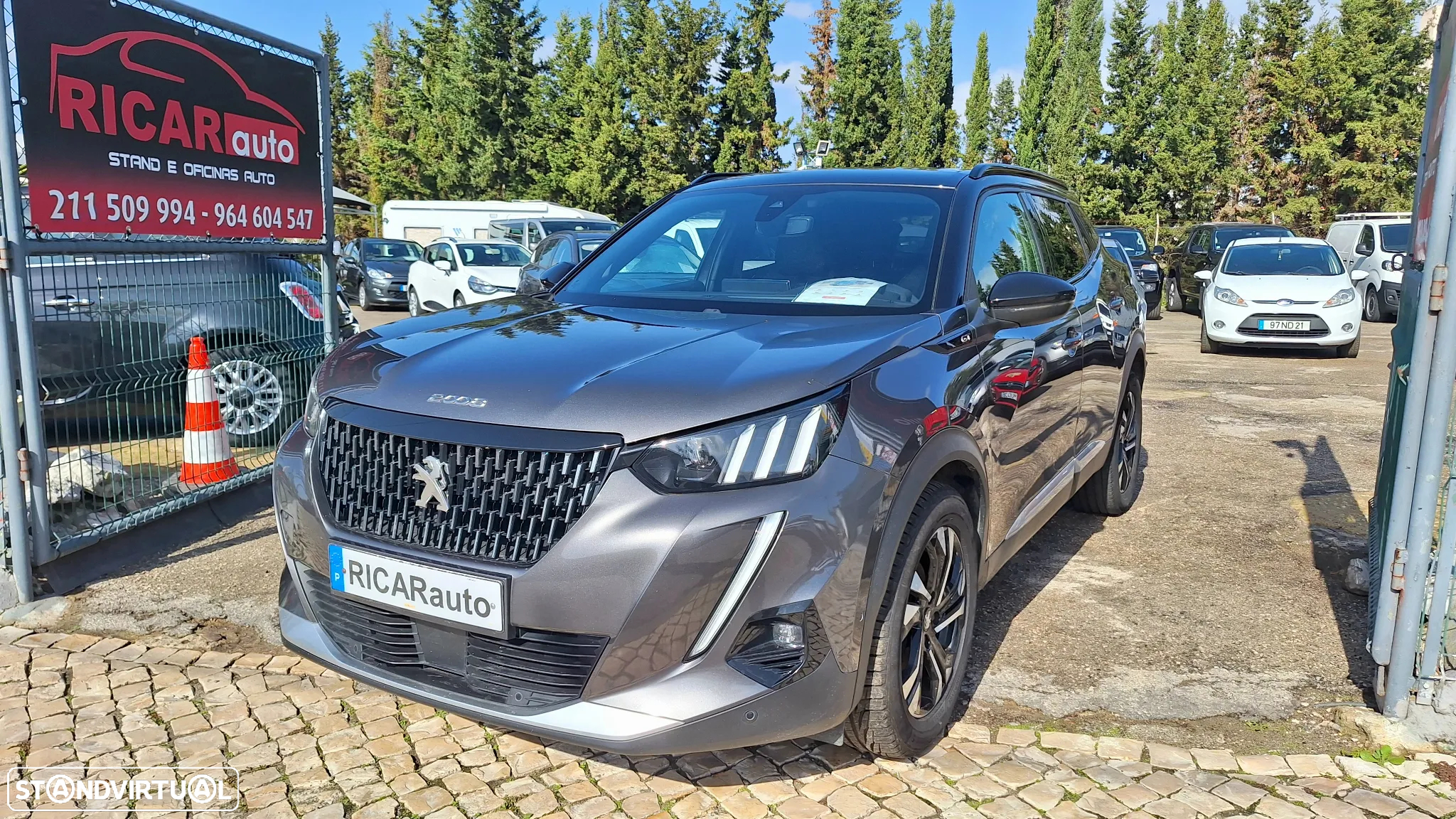Peugeot 2008 1.5 BlueHDi GT Line - 3