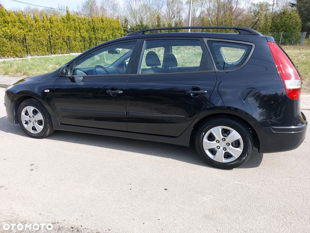 Hyundai i30 i30cw 1.4 FIFA WM Edition - 3